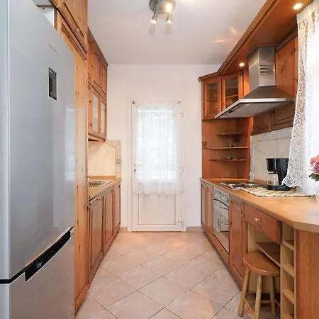 Holiday home Loutrou Koinira